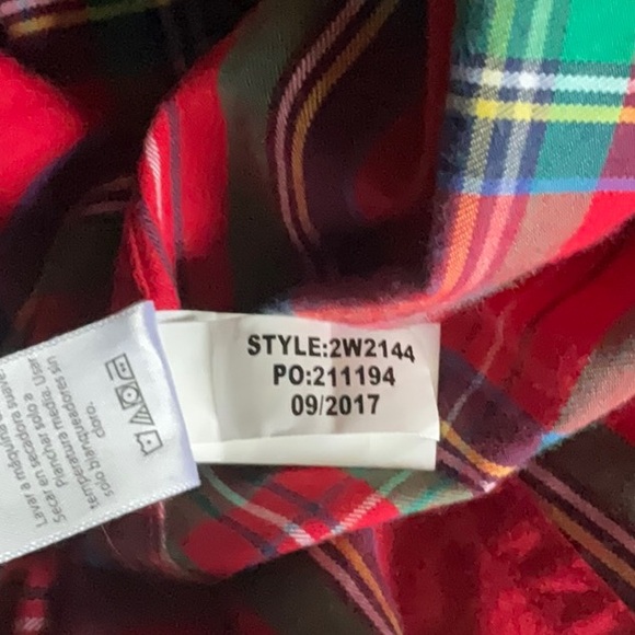 Vineyard Vines women’s Plaid Casual Shirt - Picture 8 of 11